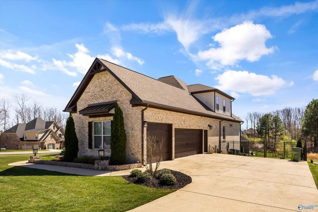 1 Scenic Loop Road, Huntsville, AL 35803