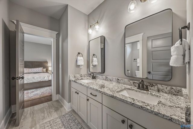 1 Scenic Loop Road, Huntsville, AL 35803