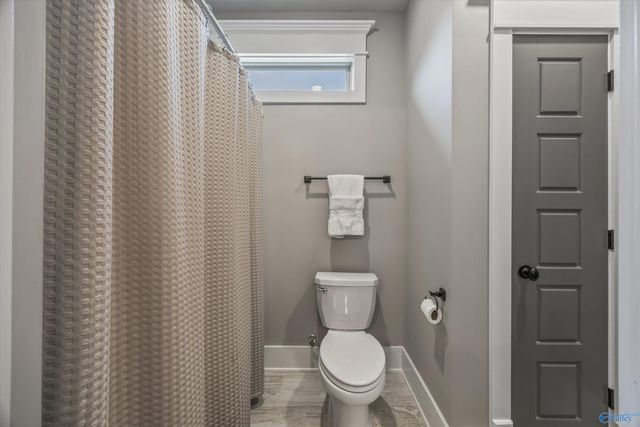 1 Scenic Loop Road, Huntsville, AL 35803