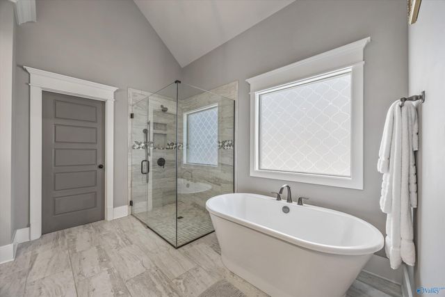 1 Scenic Loop Road, Huntsville, AL 35803