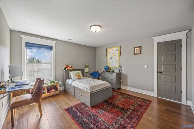 1 Scenic Loop Road, Huntsville, AL 35803