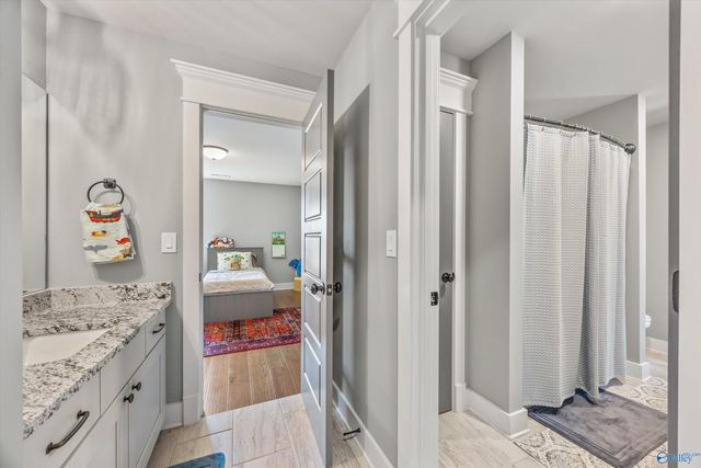 1 Scenic Loop Road, Huntsville, AL 35803