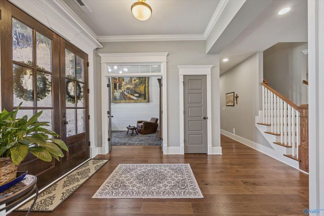 1 Scenic Loop Road, Huntsville, AL 35803