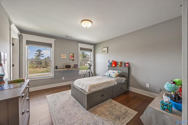 1 Scenic Loop Road, Huntsville, AL 35803