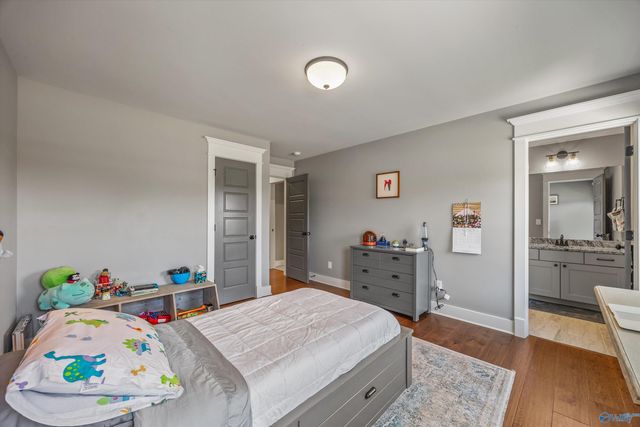 1 Scenic Loop Road, Huntsville, AL 35803