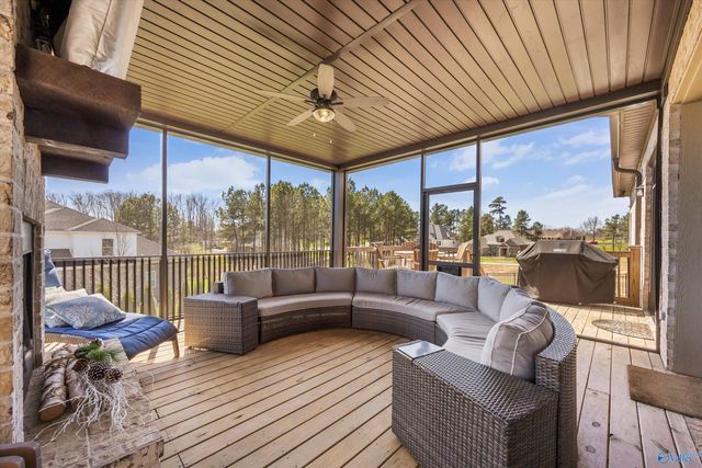 1 Scenic Loop Road, Huntsville, AL 35803