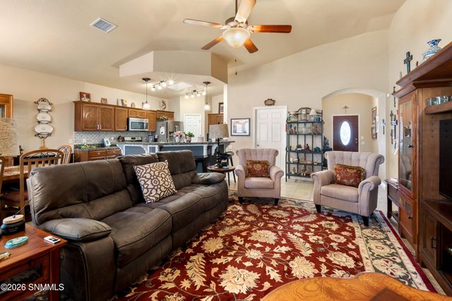 5805 Wales Drive, Santa Teresa, NM 88008