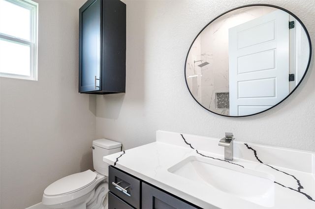 112 Heleakala DR, Bastrop, TX 78602
