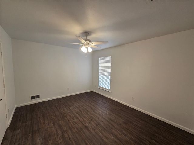 303 Shoreview Drive, Rockwall, TX 75087