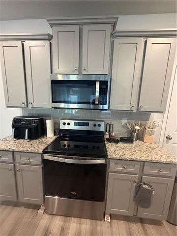 11633 Mendenhall Court, Hampton, GA 30228