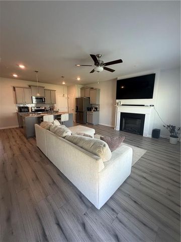 11633 Mendenhall Court, Hampton, GA 30228