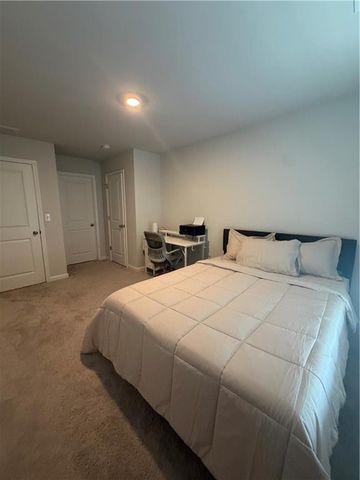 11633 Mendenhall Court, Hampton, GA 30228