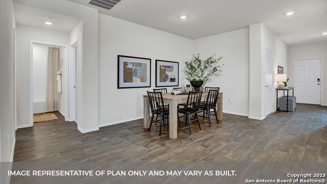 740 Prince Albert, Seguin, TX 78155