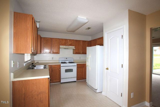 5201 Waterwalk Lane, Raleigh, NC 27616