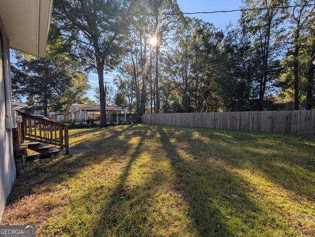 2009 E 57th Street, Savannah, GA 31404