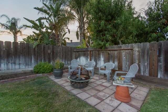 2761 Ball Ct, Turlock, CA 95382