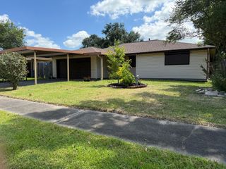 5103 Cinnamon Lane, Baytown, TX 77521