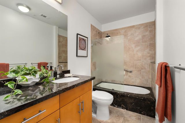 360 Nueces ST 3602, Austin, TX 78701