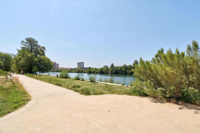 360 Nueces ST 3602, Austin, TX 78701