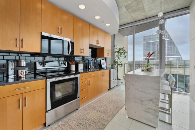 360 Nueces ST 3602, Austin, TX 78701