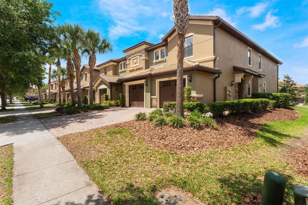 8925 AZALEA SANDS LANE 602, Davenport, FL 33896