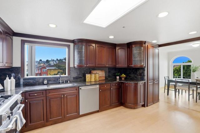 20 Dorado Terrace C, San Francisco, CA 94112