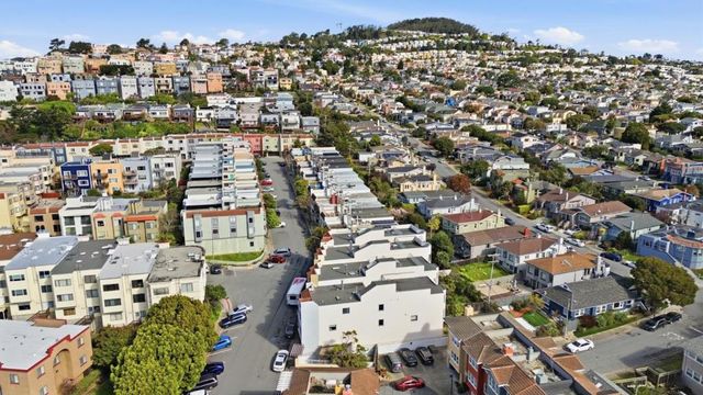 20 Dorado Terrace C, San Francisco, CA 94112