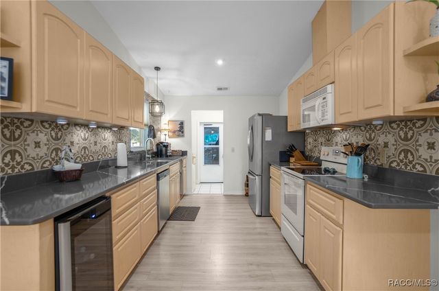 3371 S Winding Path, Inverness, FL 34450