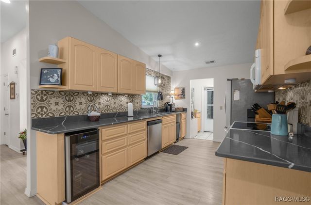 3371 S Winding Path, Inverness, FL 34450