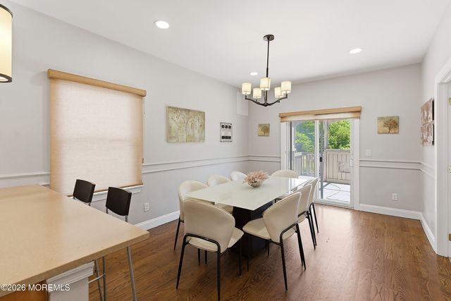 13 Treeside Lane, Lakewood, NJ 08701