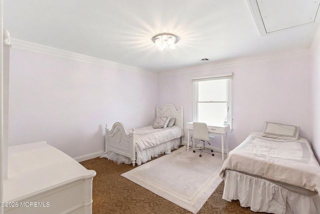 13 Treeside Lane, Lakewood, NJ 08701