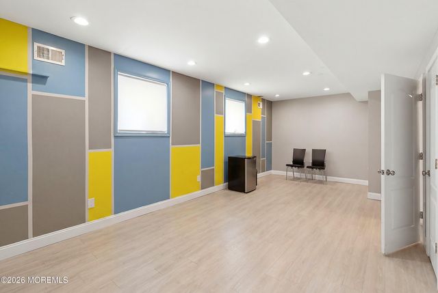 13 Treeside Lane, Lakewood, NJ 08701