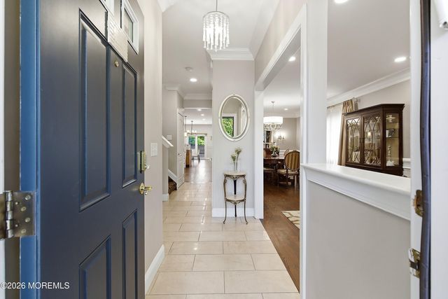 13 Treeside Lane, Lakewood, NJ 08701