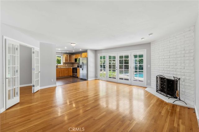 23020 Haynes, West Hills, CA 91307