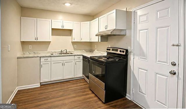 660 Jolly Avenue S, Clarkston, GA 30021