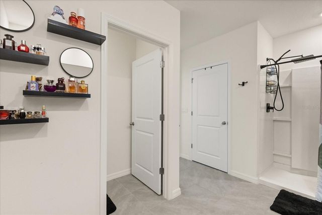 5640 WANDERING WILLOW DRIVE, Wesley Chapel, FL 33545