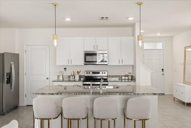 5640 WANDERING WILLOW DRIVE, Wesley Chapel, FL 33545