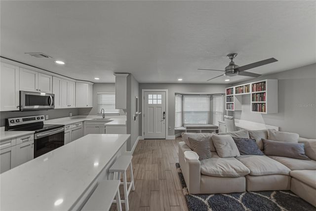 7616 S SHERRILL STREET, Tampa, FL 33616