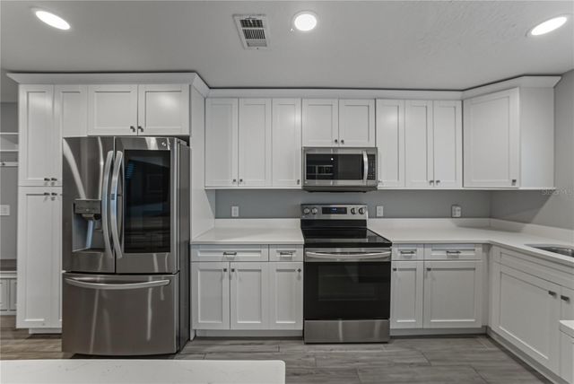 7616 S SHERRILL STREET, Tampa, FL 33616