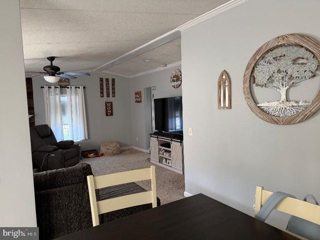 14 THOMAS LN, Sparrows Point, MD 21219