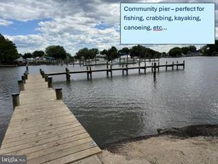 14 THOMAS LN, Sparrows Point, MD 21219