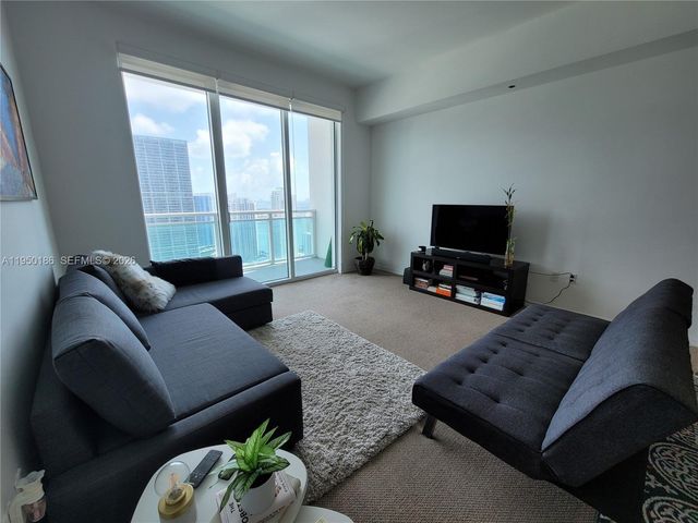 950 Brickell Bay Dr 4108, Miami, FL 33131