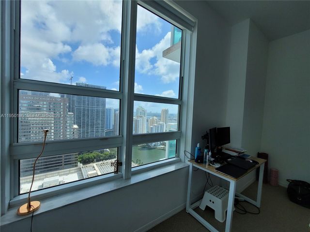 950 Brickell Bay Dr 4108, Miami, FL 33131
