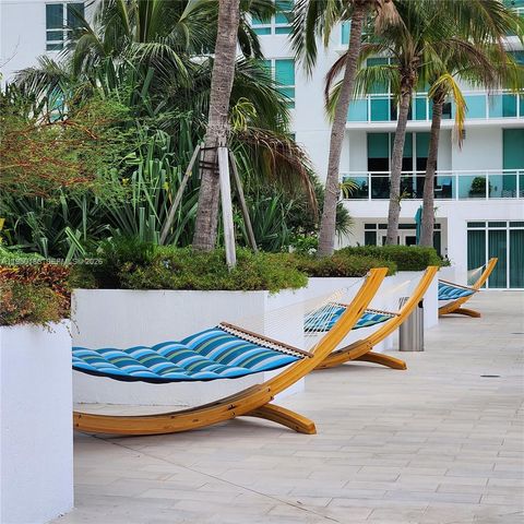 950 Brickell Bay Dr 4108, Miami, FL 33131