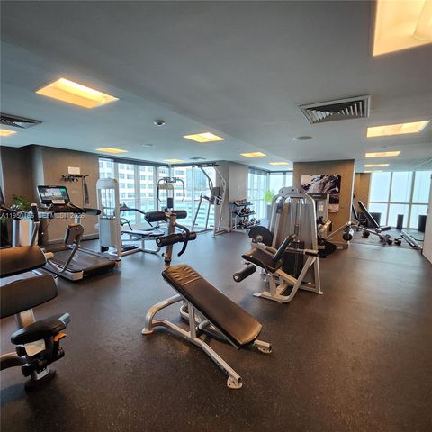 950 Brickell Bay Dr 4108, Miami, FL 33131