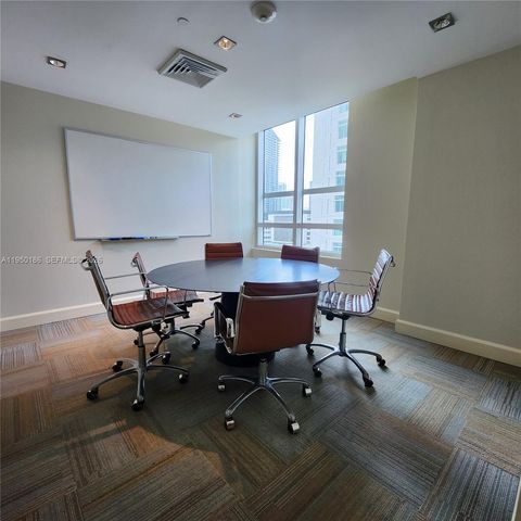 950 Brickell Bay Dr 4108, Miami, FL 33131