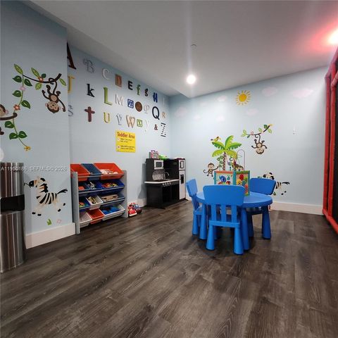 950 Brickell Bay Dr 4108, Miami, FL 33131