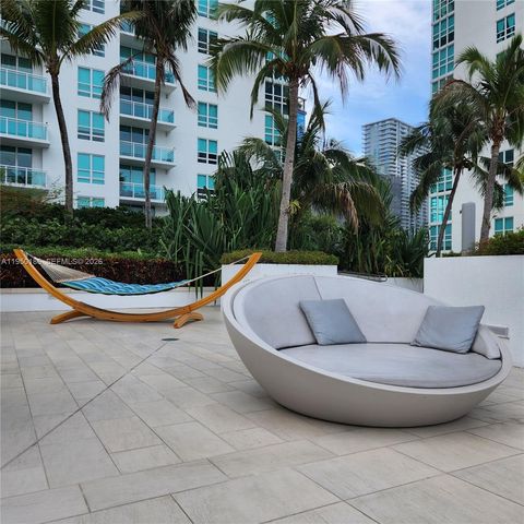 950 Brickell Bay Dr 4108, Miami, FL 33131