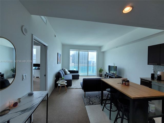 950 Brickell Bay Dr 4108, Miami, FL 33131