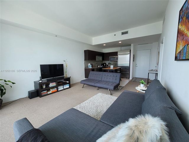 950 Brickell Bay Dr 4108, Miami, FL 33131